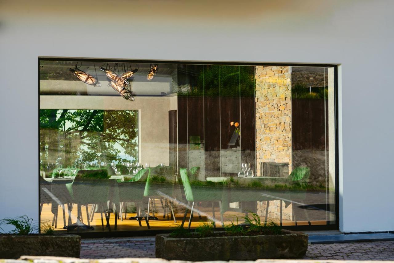 Restaurant & Pension U Hradu Sternberk Exterior photo